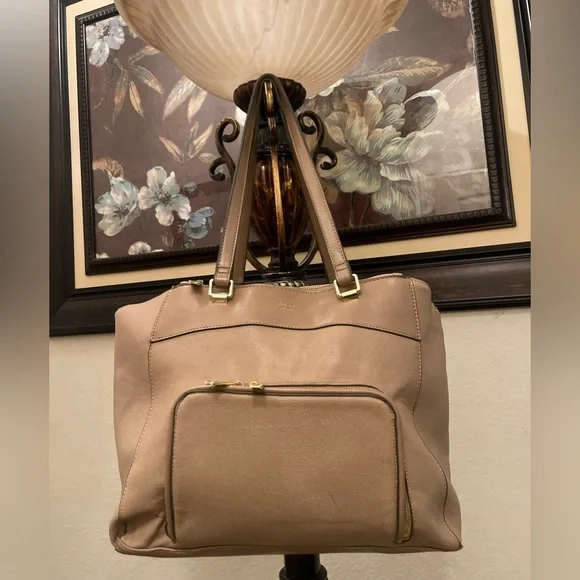 Tutilo please check all picture of condition - Picture 4 of 17